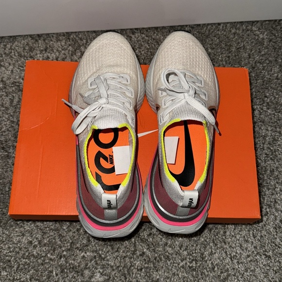 Nike React Infinity Run Shoes - Picture 3 of 7
